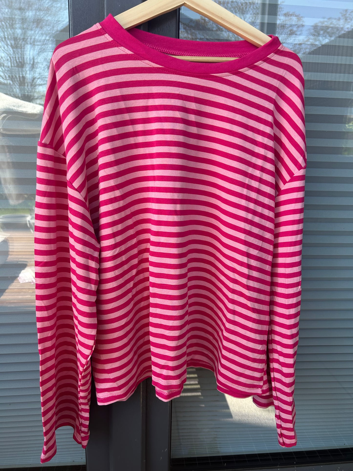 gestreifter Langarm-Pullover